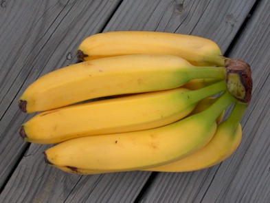 banana.jpg (30436 bytes)